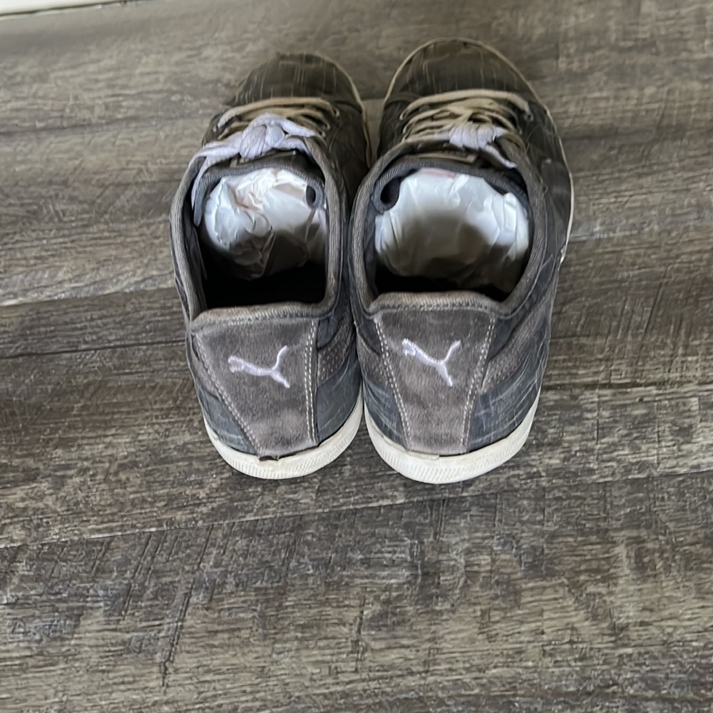 Puma Shoes - Picture 4 of 5
